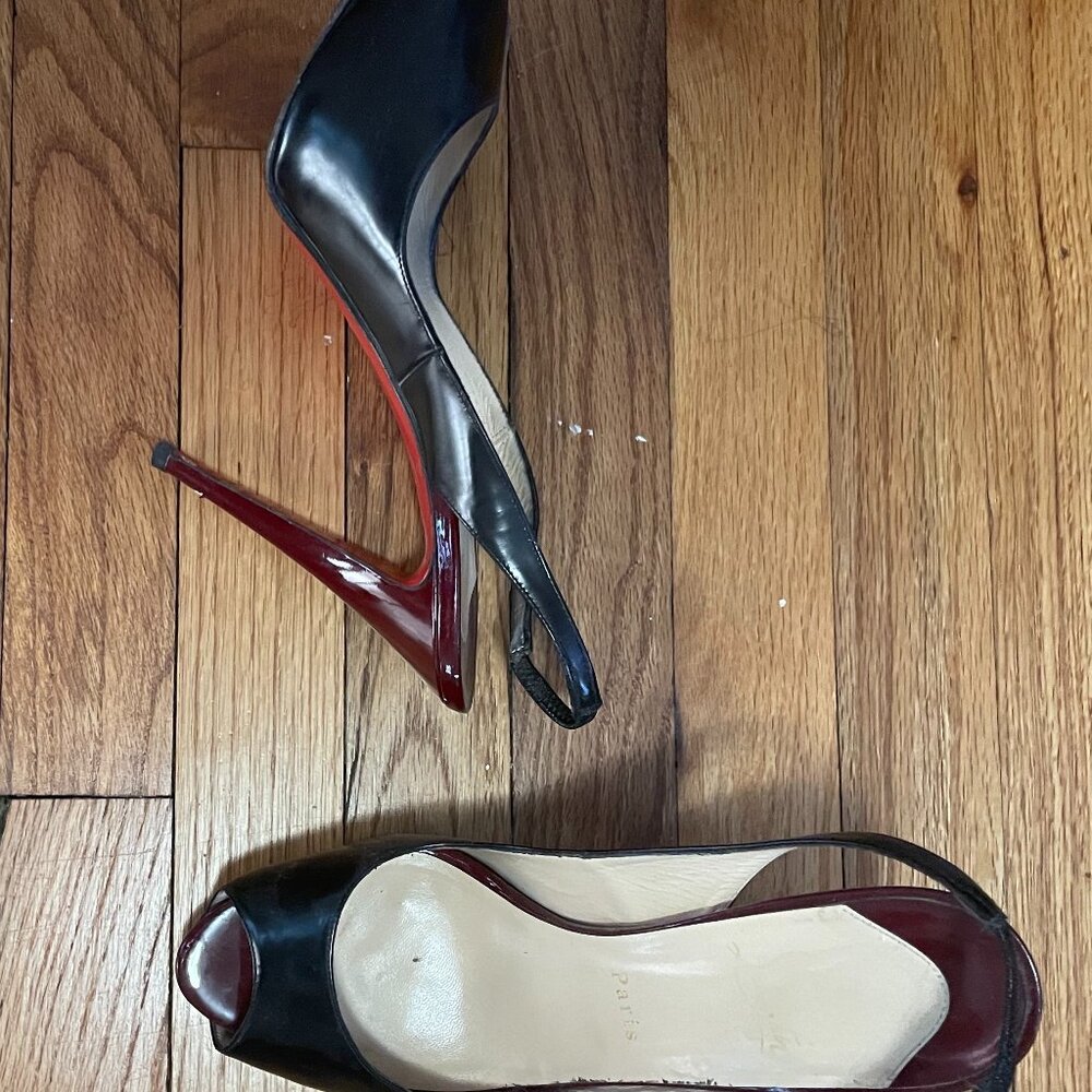 Christian Louboutin Paris black patent open-toe sling-back pumps, size 42/US 11